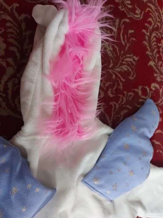 Costum unicorn s fete