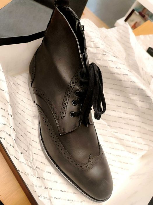 Мъжки боти от естествена кожа, цвят черен с номер 44 (като нови)