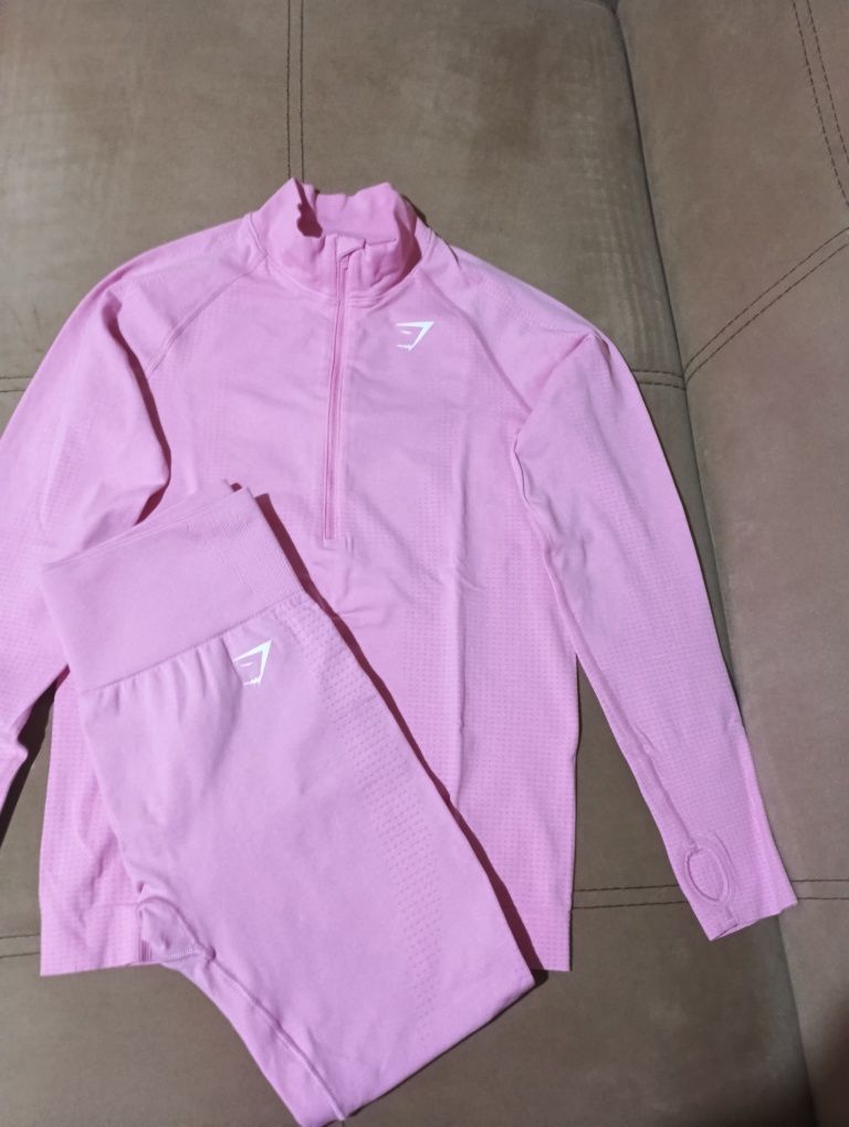 дамски спортен к-т Gymshark