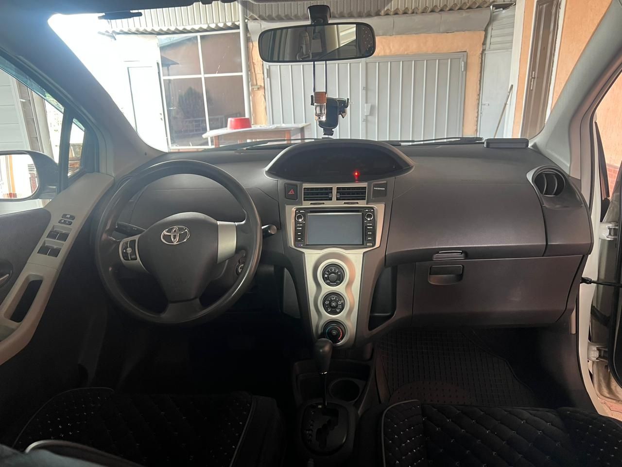 Продам Toyota Yaris