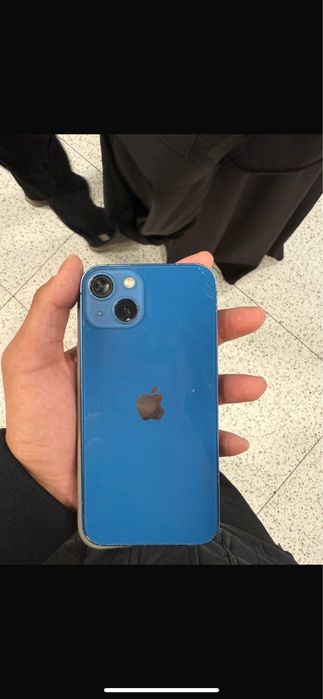 Айфон 13 базовый