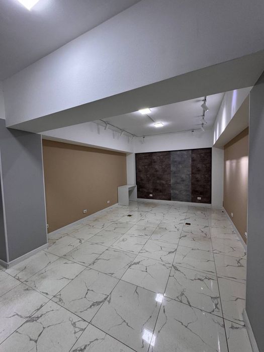 Сдается на ЦУМе, ПОМЕЩЕНИЕ  102 м2