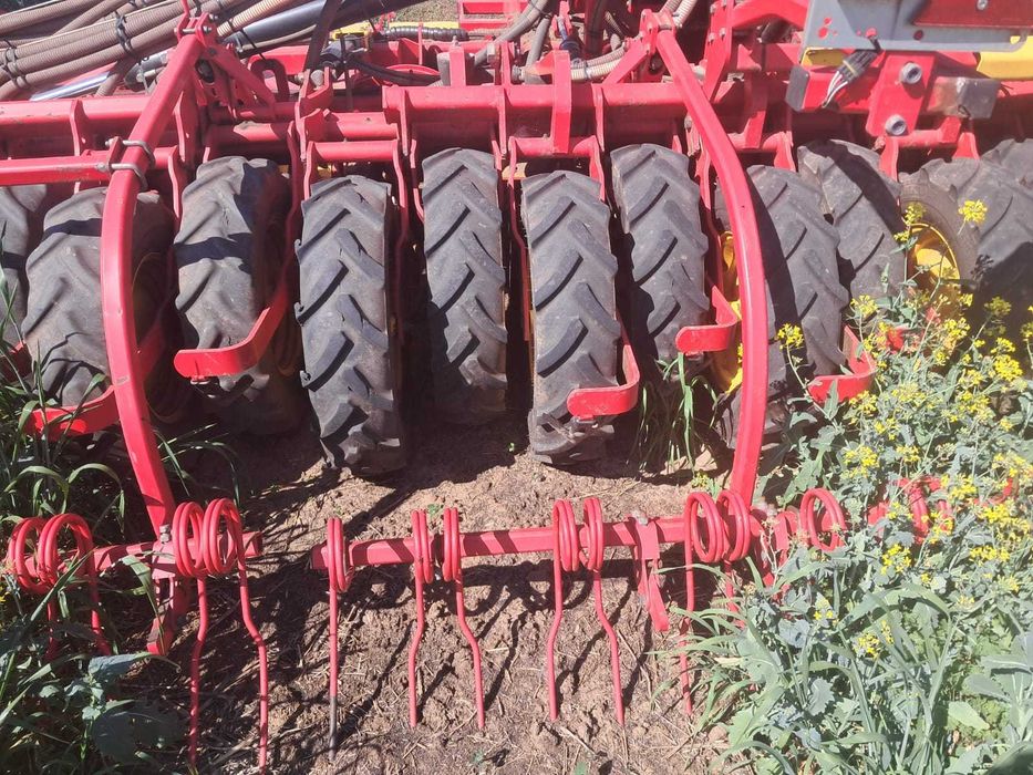 Semanatoare Vaderstad Rapid A800S