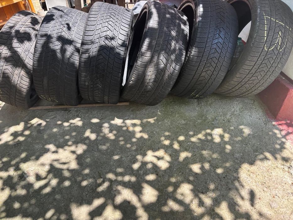 Vand anvelope iarna 285/35/22 Pirelli Scorpion Winter 285 35 22 R22