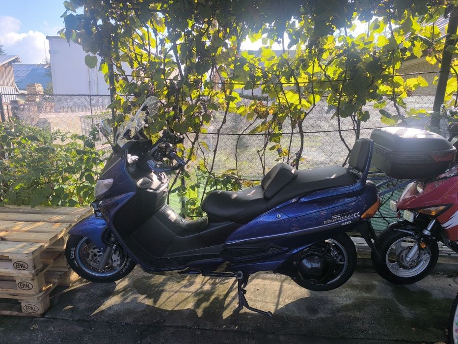 Vând Suzuki burgman