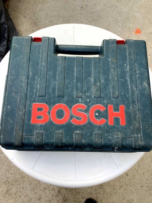Dewalt D25333KQS / Bosch 2400DBH