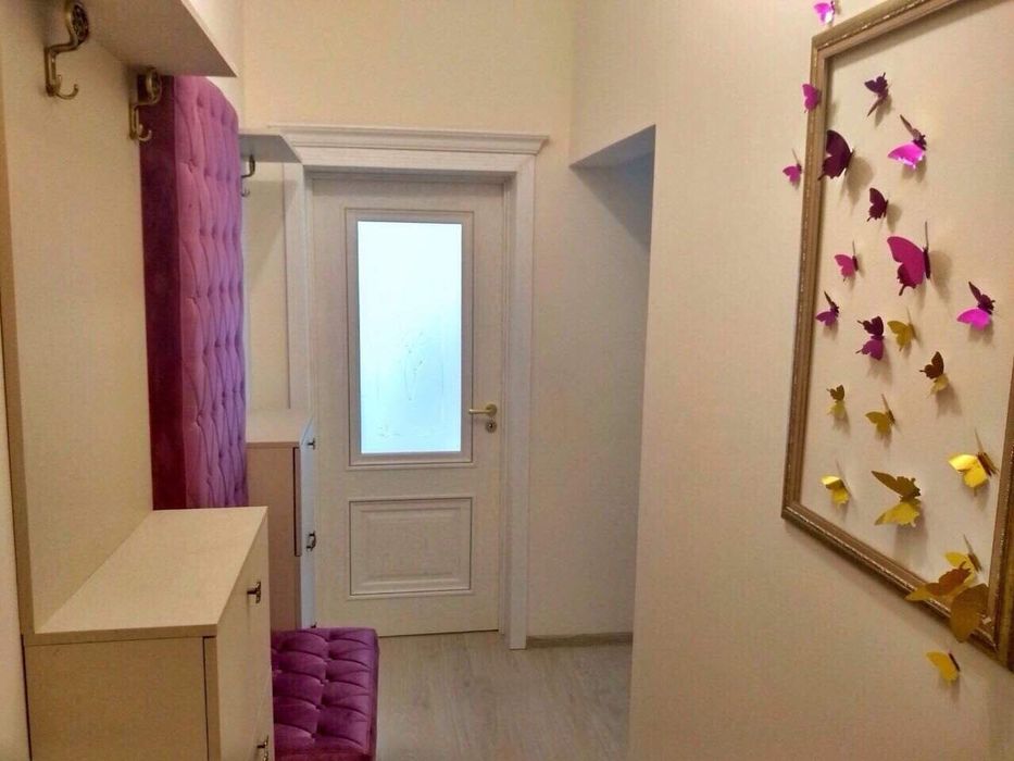 Дава се под наем Четиристаен апартамент в Варна, Център - 80 кв.м за 700 € - Снимка #6