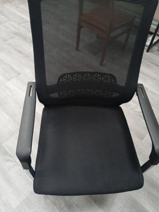 Продаётся офисный стул Ali Mebel Aru, чёрный