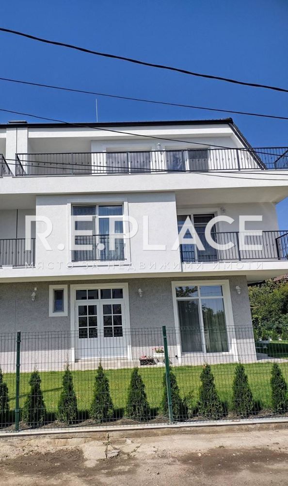 Къща в Варна-м-т Ален Мак площ 270 цена 675000