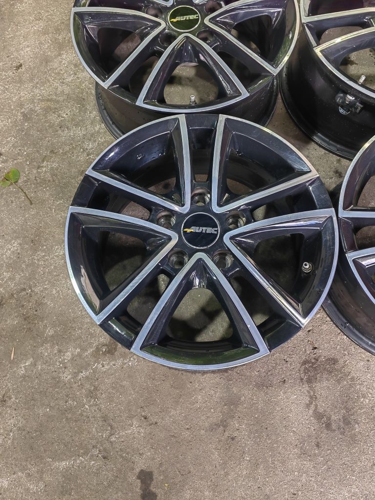 Немски джанти AUTEC 15" с датчици!