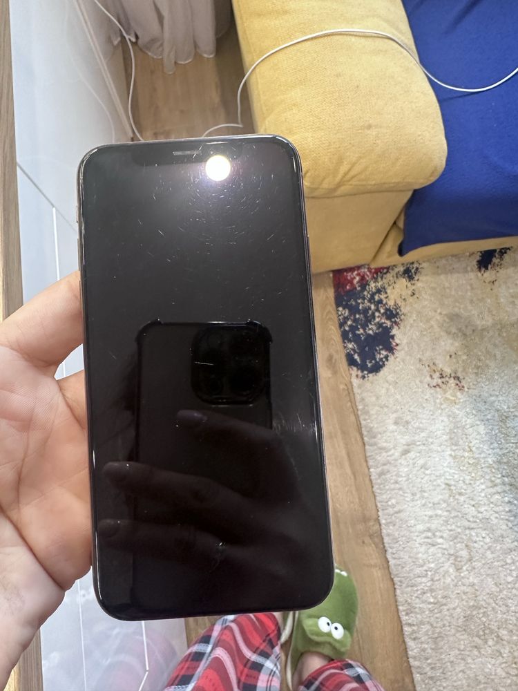 Iphone XS - отлично състояние