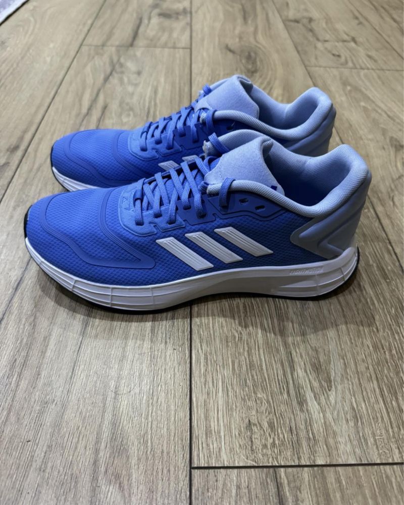 Adidas сини маратонки