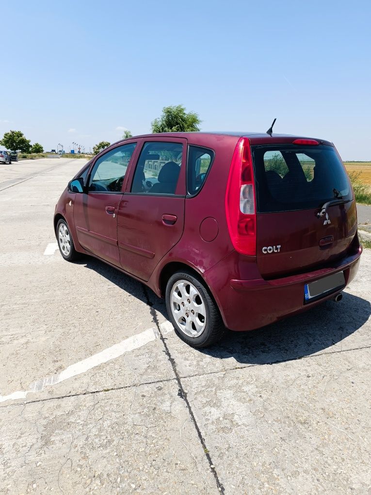 Mitsubishi Colt 1.3 95Cp