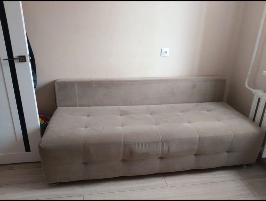 Продам диван в хорошем состоянии