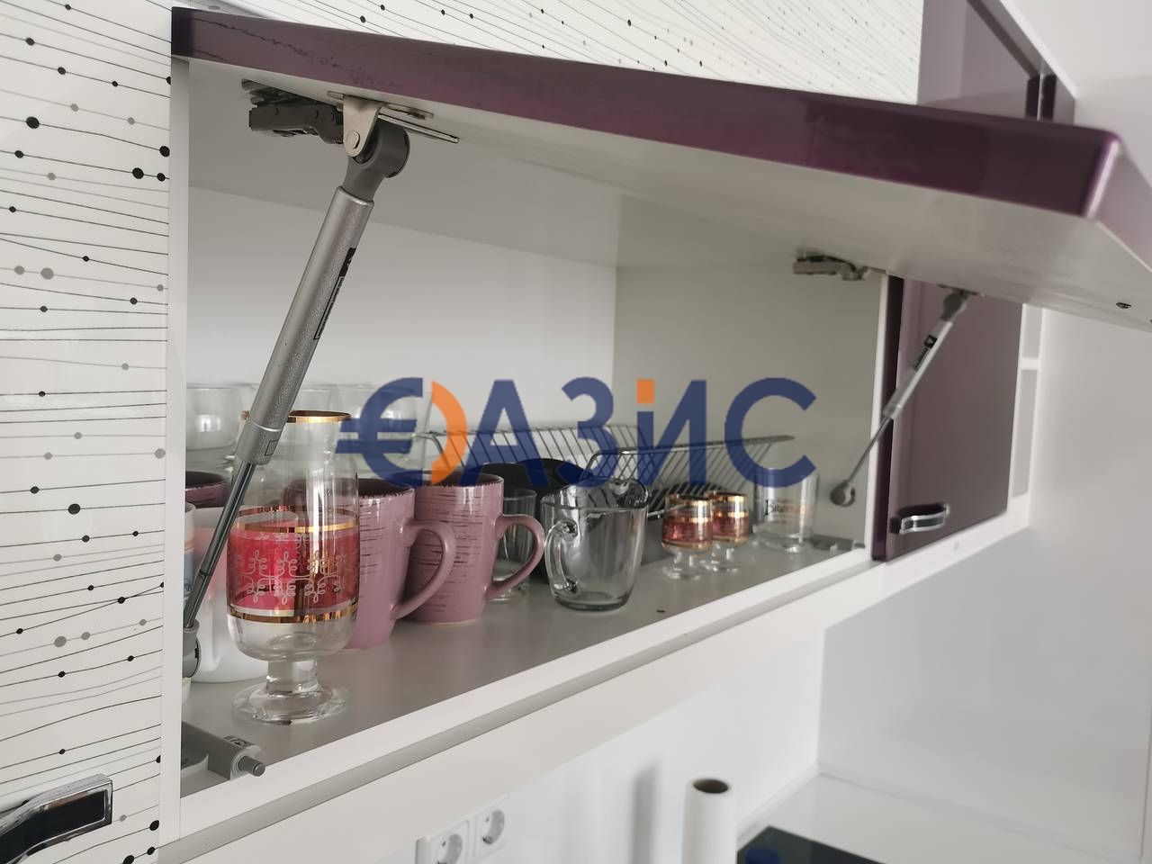 Продава се Двустаен апартамент в к.к. Елените - 58 кв.м за 957 €/кв.м - Снимка #14