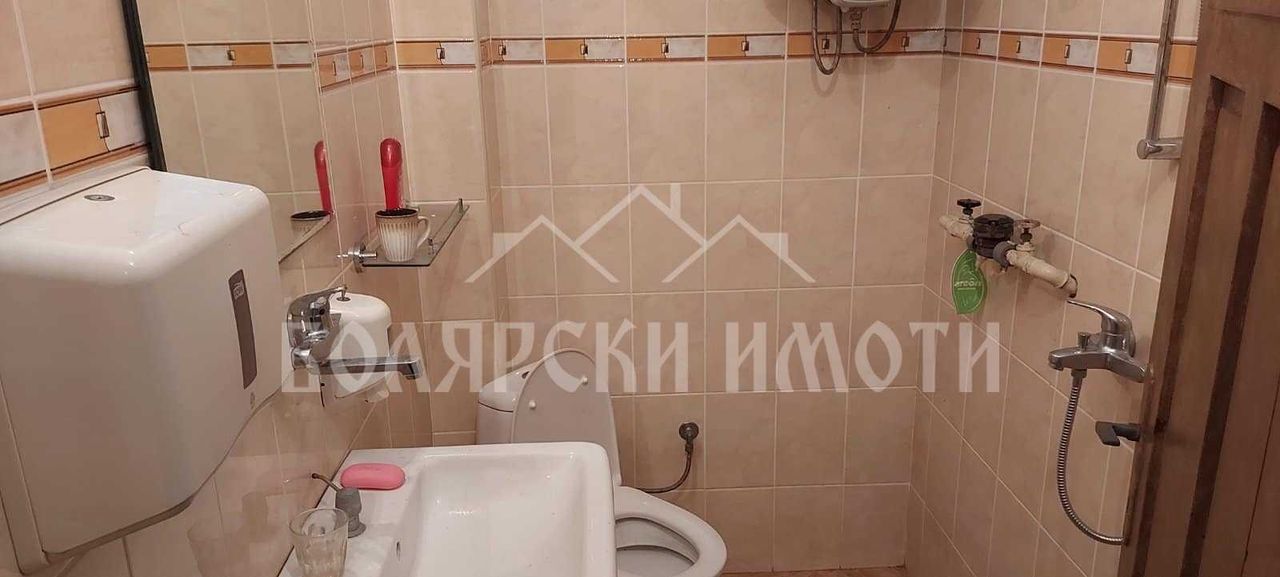 Дава се под наем Офис в Велико Търново, Център - 70 кв.м за 510 € - Снимка #7