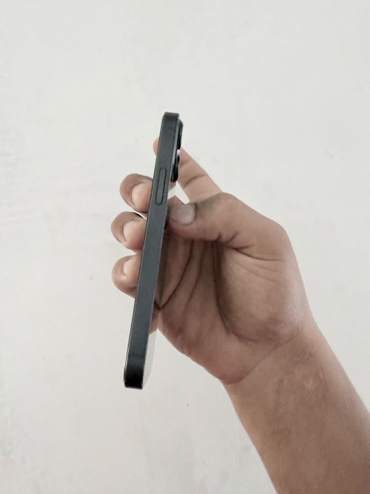 Iphone 13 mini sotiladi