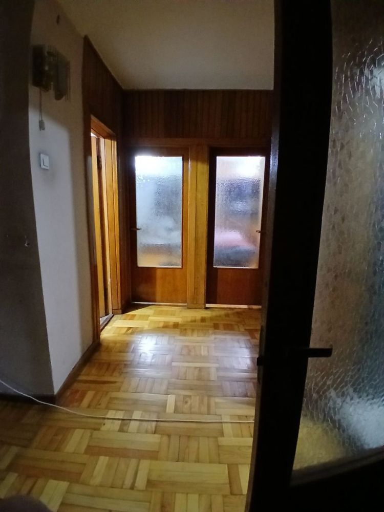 Срочно!! продается квартира на ц-1
