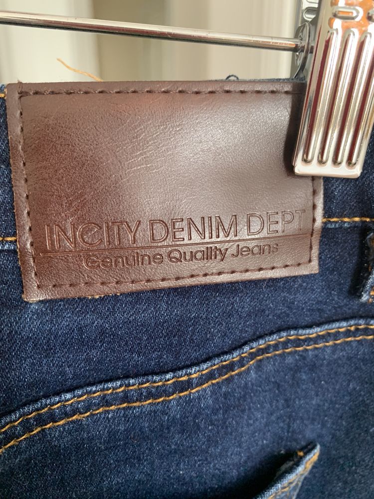 Юбка джинсовая бренд INCITY в идеальном состоянии, бренд