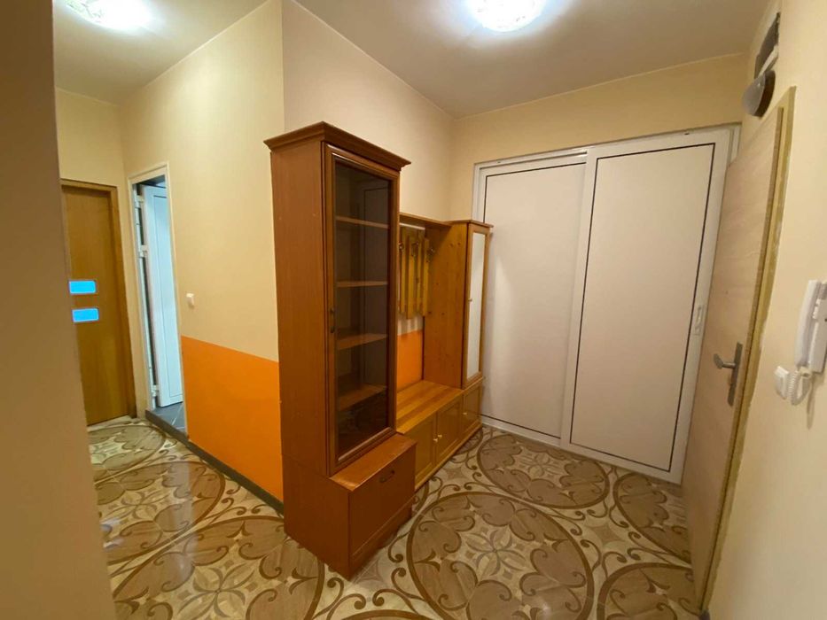 Дава се под наем Тристаен апартамент в София, Студентски град - 87 кв.м за 663 € - Снимка #9