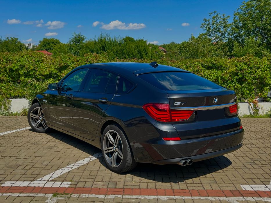 BMW Seria 530xD GT 2011
