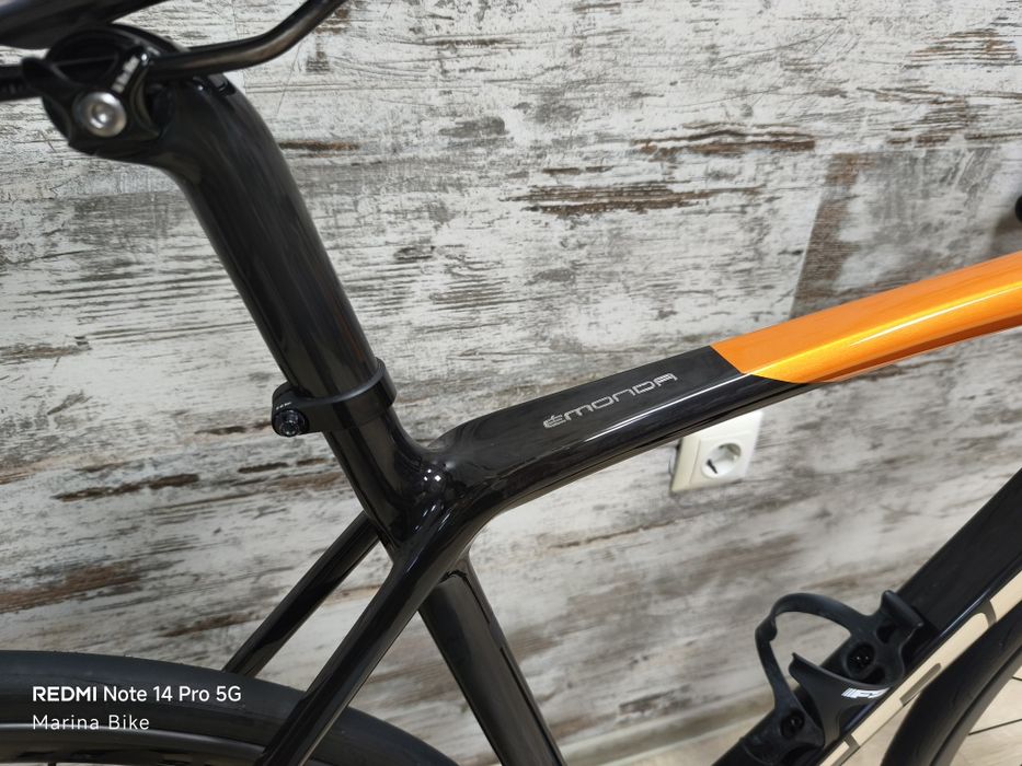 Карбонов шосеен велосипед Trek Emonda SL7 Disc Ultegra Di2 Aeolus | 54