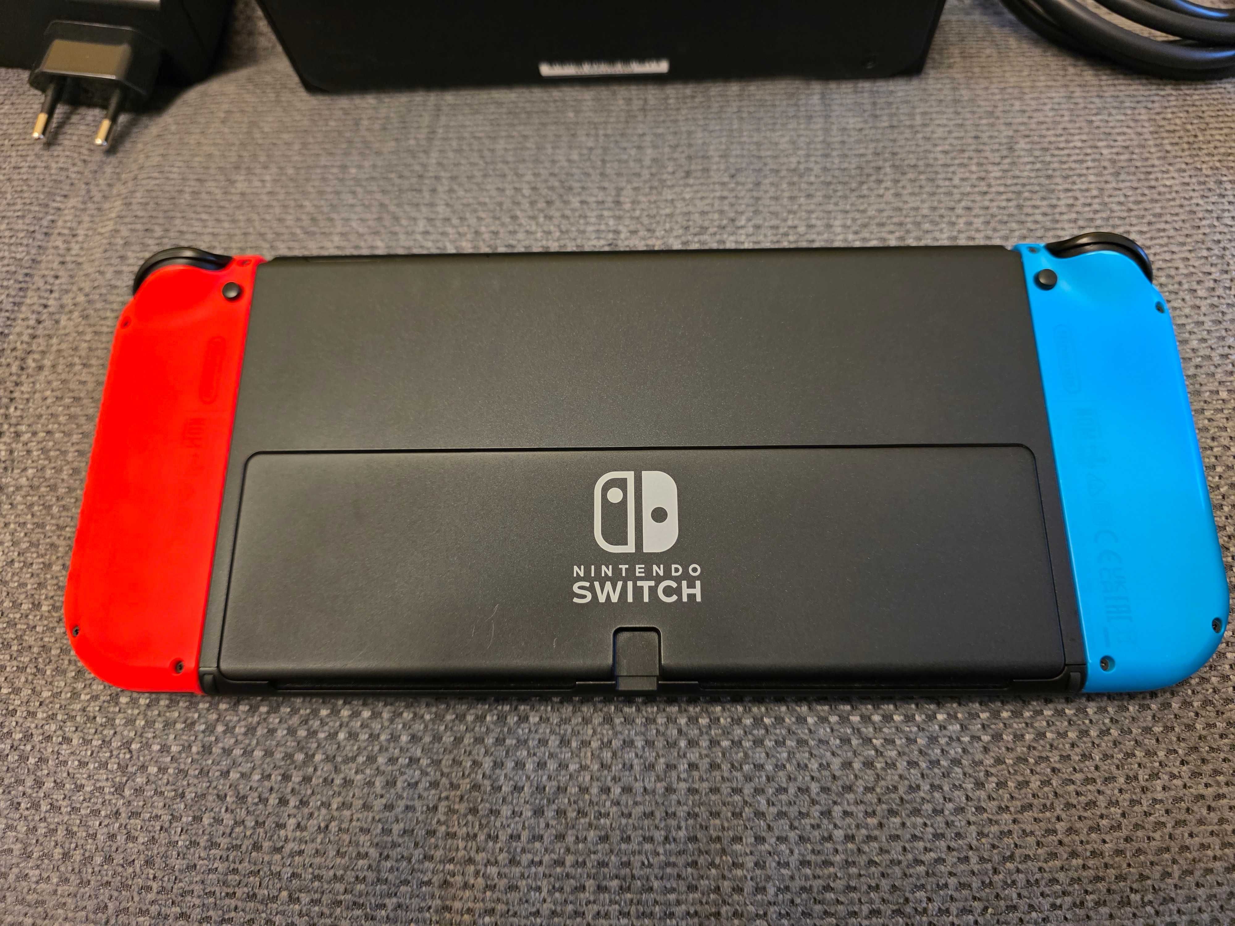 Nintendo Switch Oled, Husa si grip ZenGrip Ronin, multiple accesorii