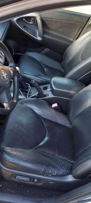 ‼️Vand sau Schimb‼️
Toyota RAV4 2.2 D-177CP – An 2007 – Stare foarte b