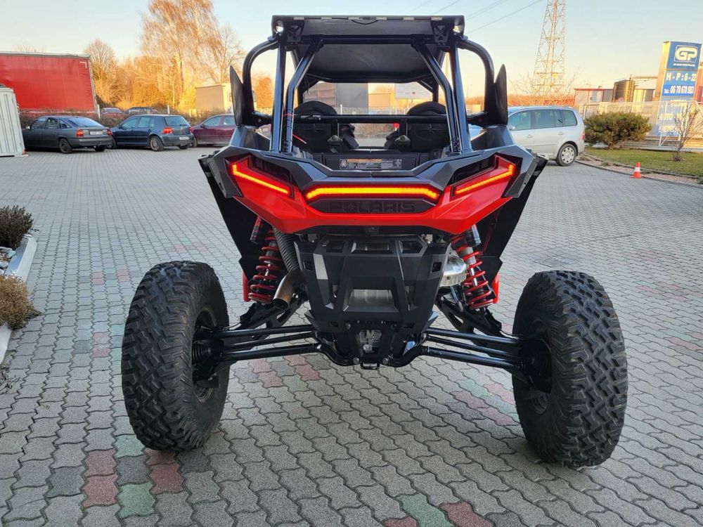 Polaris RZR Turbo R Dynamix