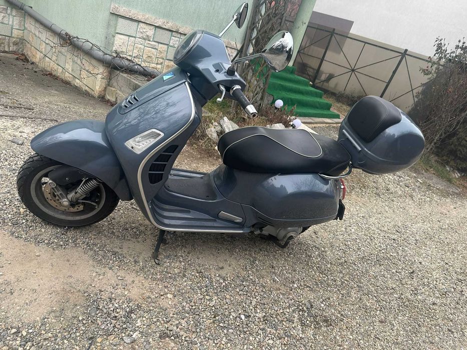 Vespa GTS 300 - 2017 - Top-case - Stare excelenta