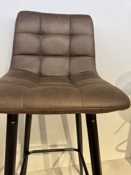 Кафяв кожен стол Аико Айки