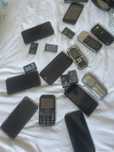 Vand telefoane vechi