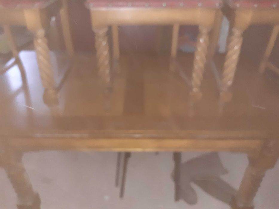 Vand mobila din lemn masiv