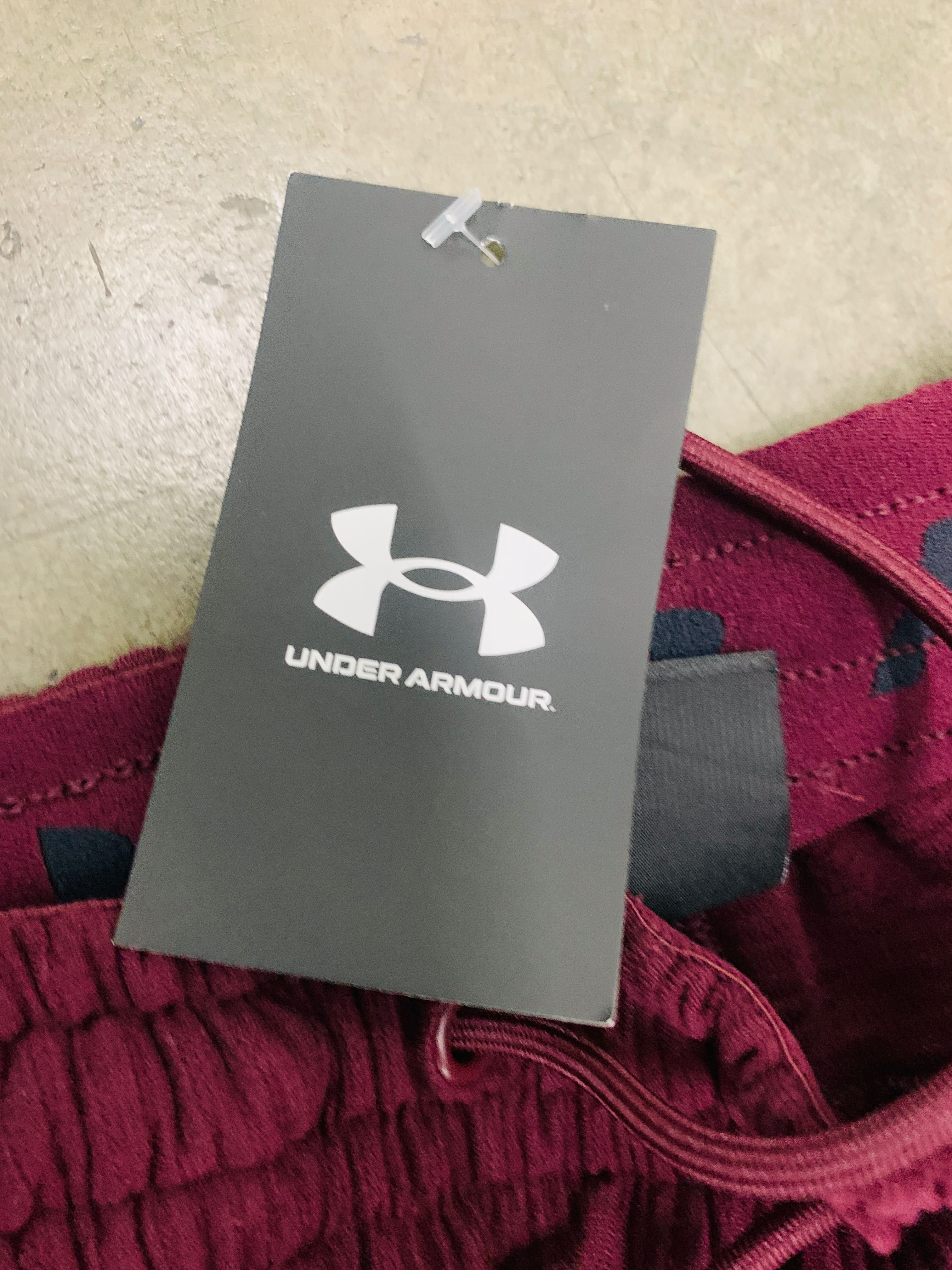 Under Armour • USA