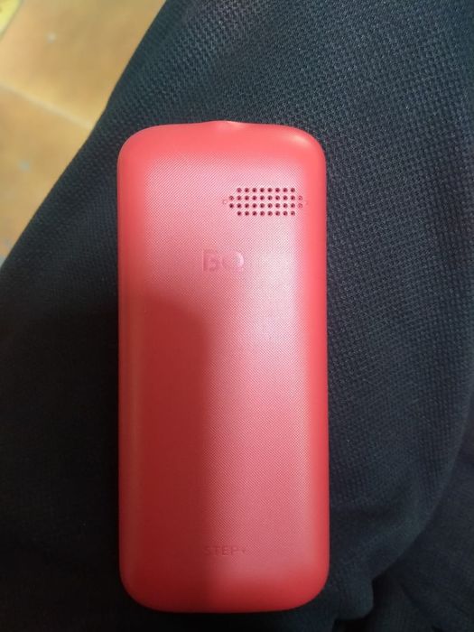 Продаётся кнопычный телефон