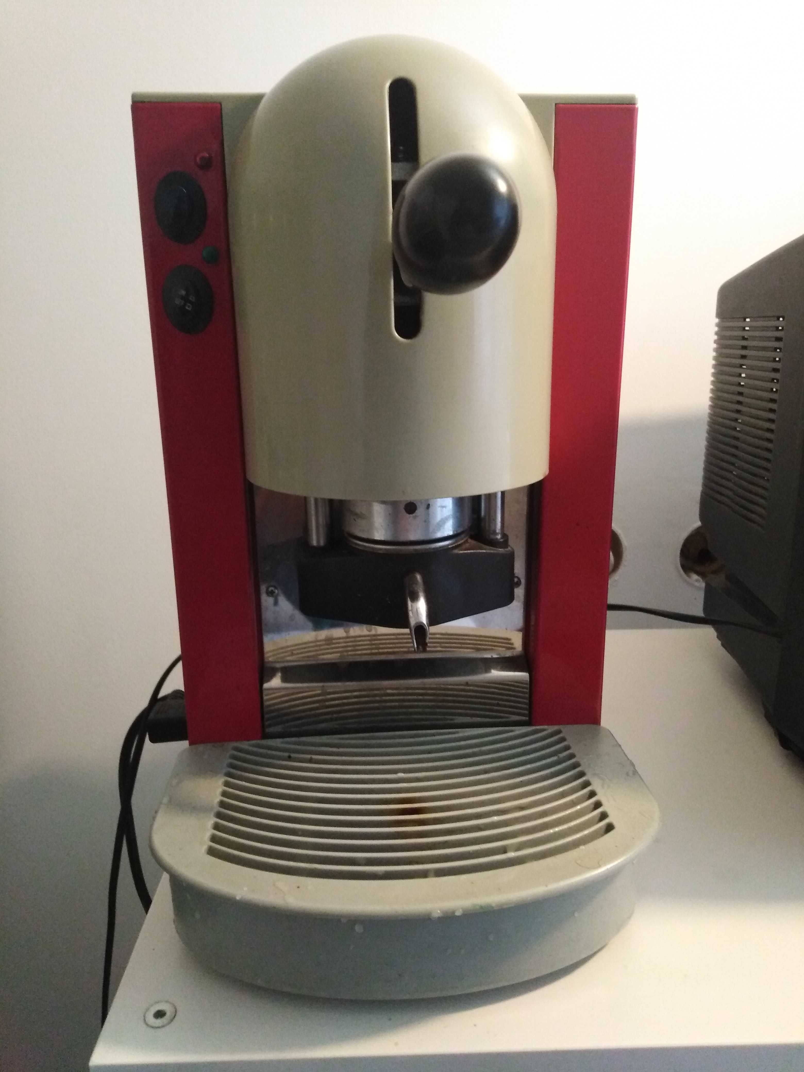 Кафе машина Spinel