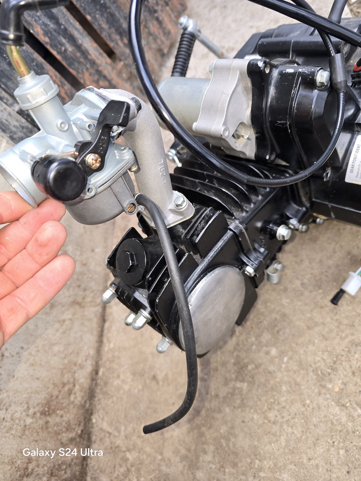 Vând motor CROSS KXD 125cc 4 t