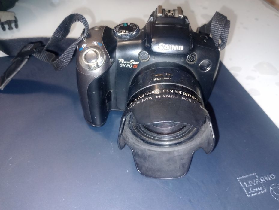 Canon Powershot sx20, 20x zoom, 5-100 mm, LCD defect
