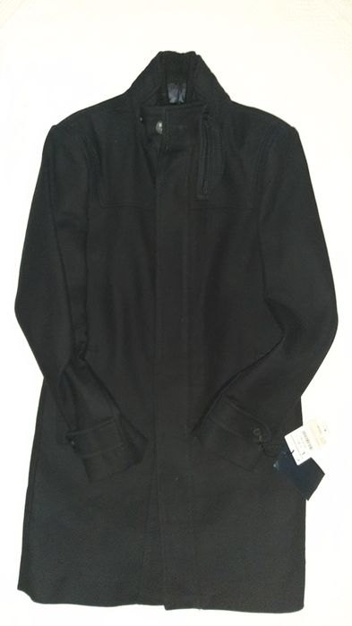 Palton barbati Zara,marimea L,nou cu eticheta  de culoare neagra