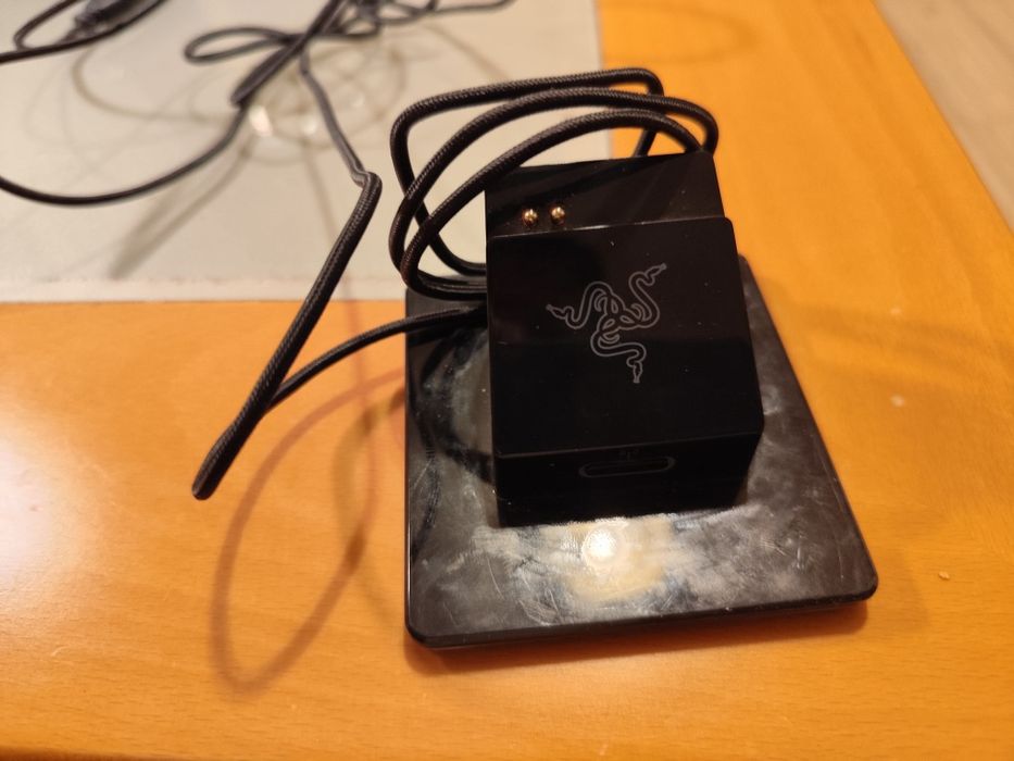 Докинг станция за зареждане на мишка Razer Mamba
Докинг станция за