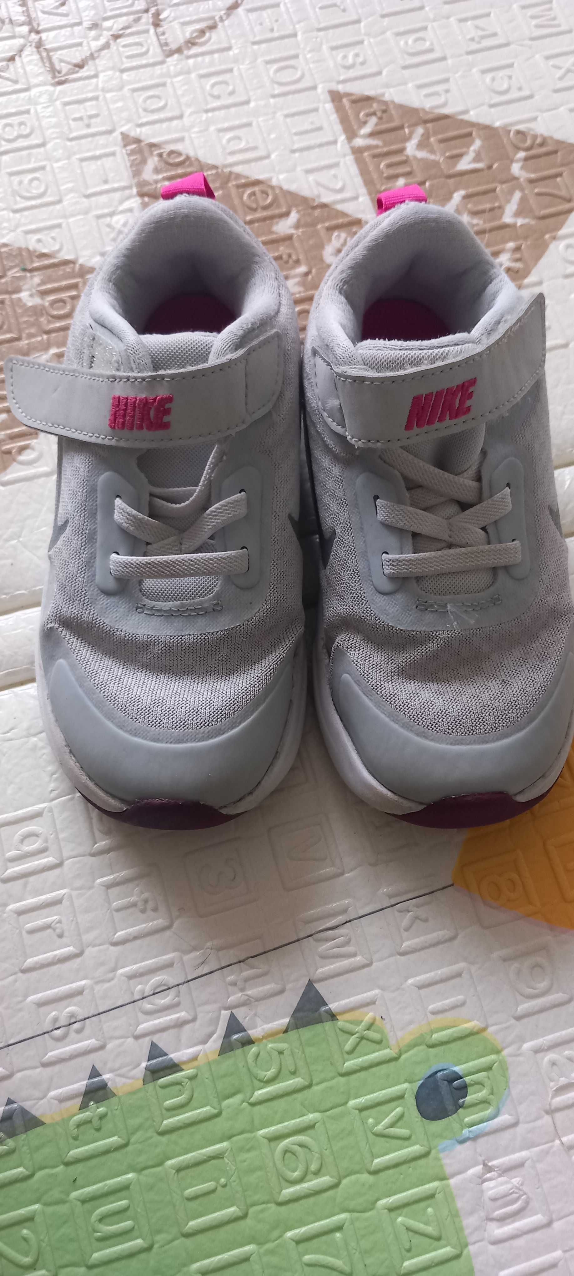 Детски маратонки Nike