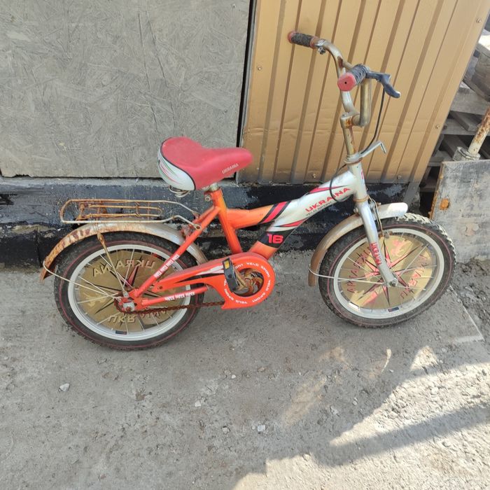 Велосипед срочно хороший состояние новый но очистить надо