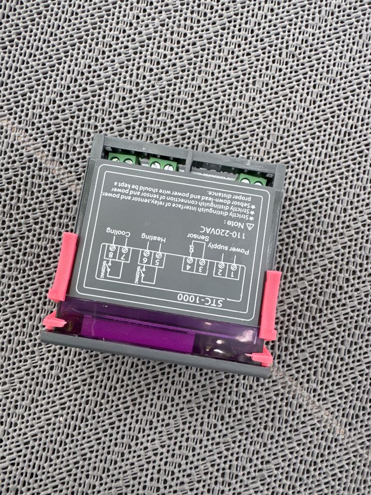 Termostat digital    12 v - 220v