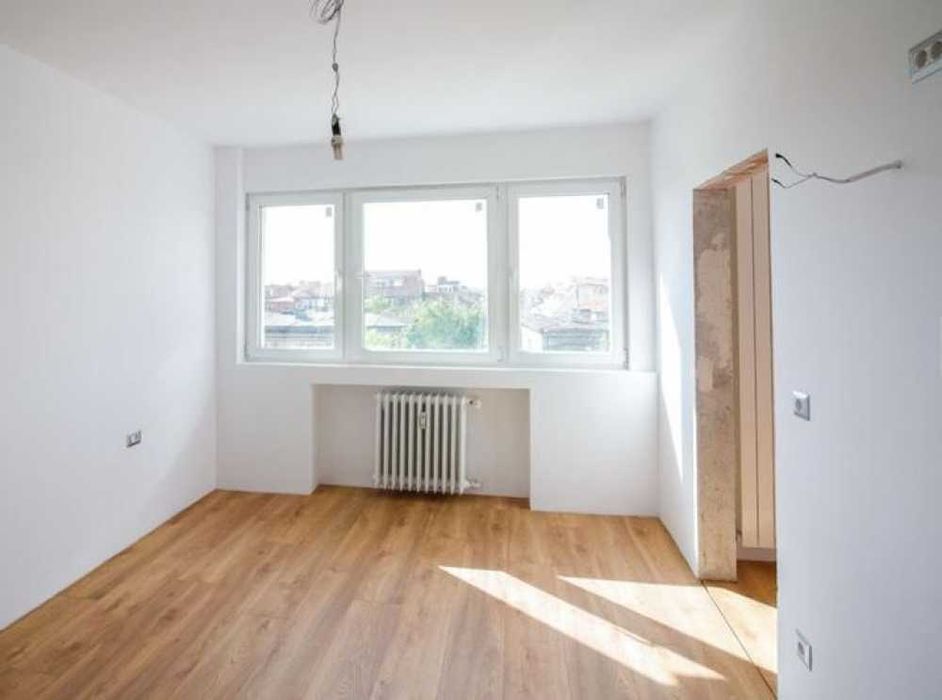 Продава се Двустаен апартамент в София, Яворов - 68 кв.м за 1765 €/кв.м - Снимка #1