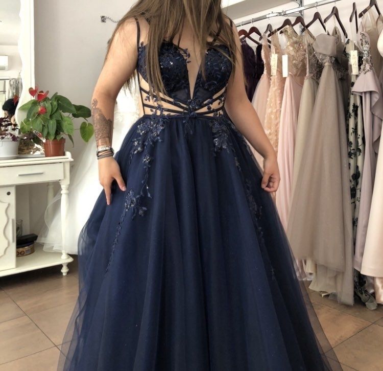Бална рокля,син цвят