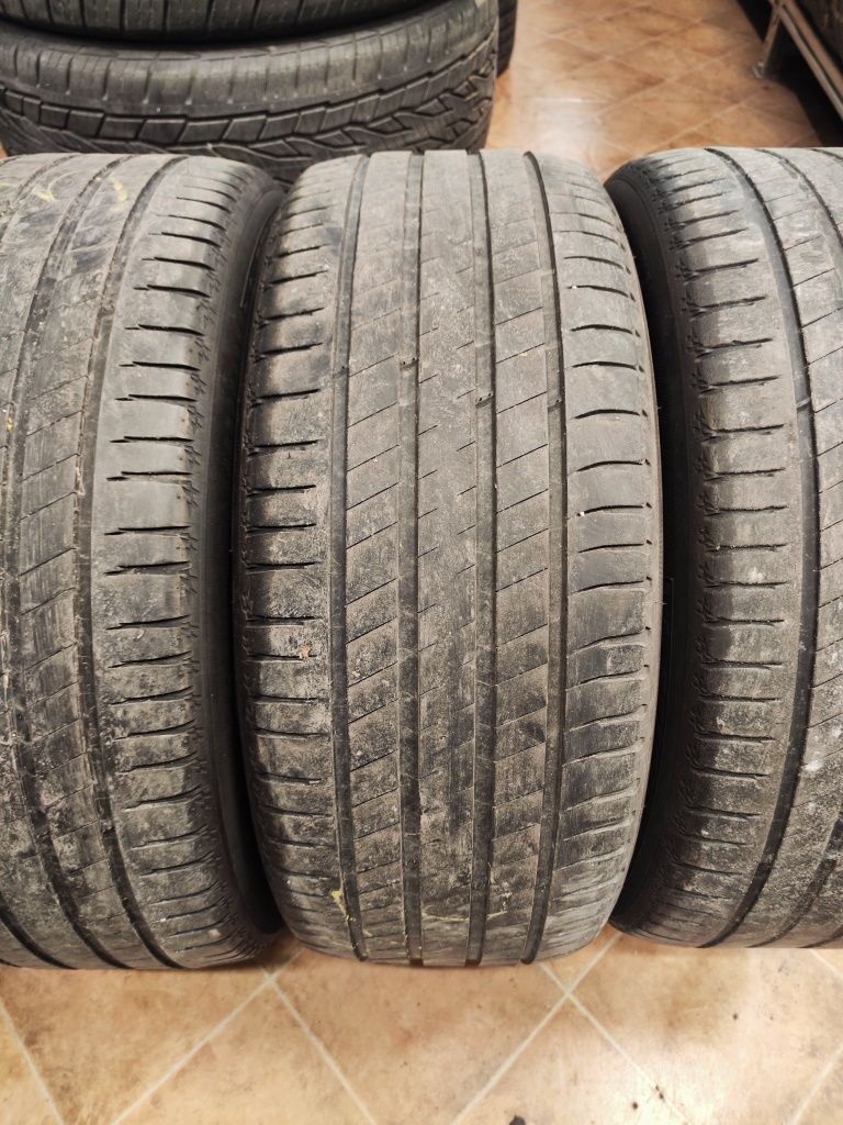 255 45 20 Michelin  Latitude Sport 3