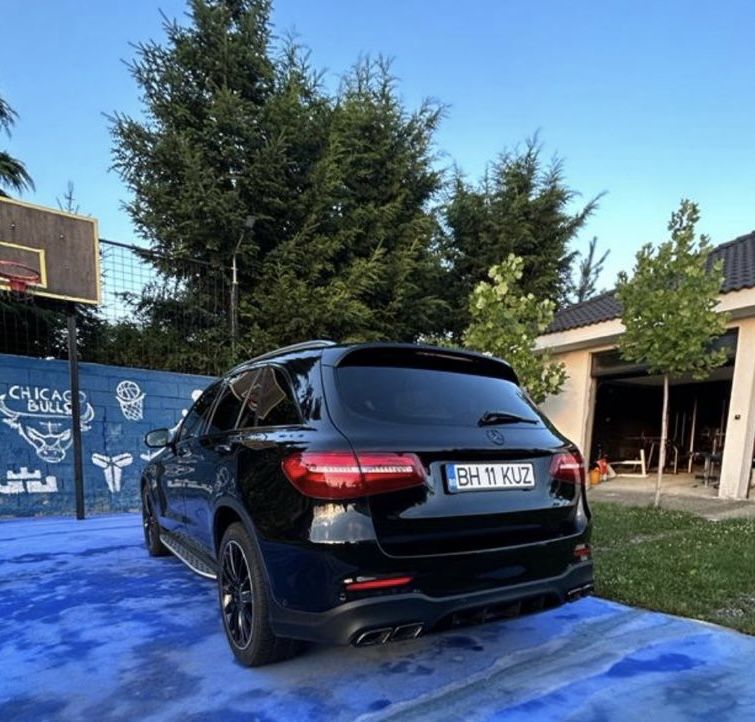 mercedes GLC - 220d - 63 AMG exterior