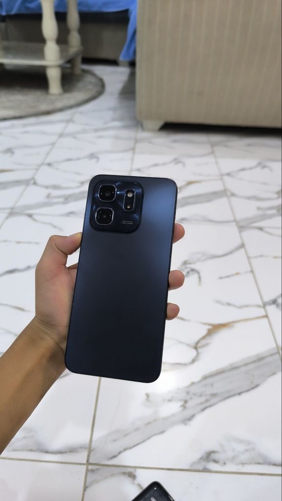 Salom infinix hot 50i holati yaxshi 2 ta sim karta 1ta fleshka oʻqiydi