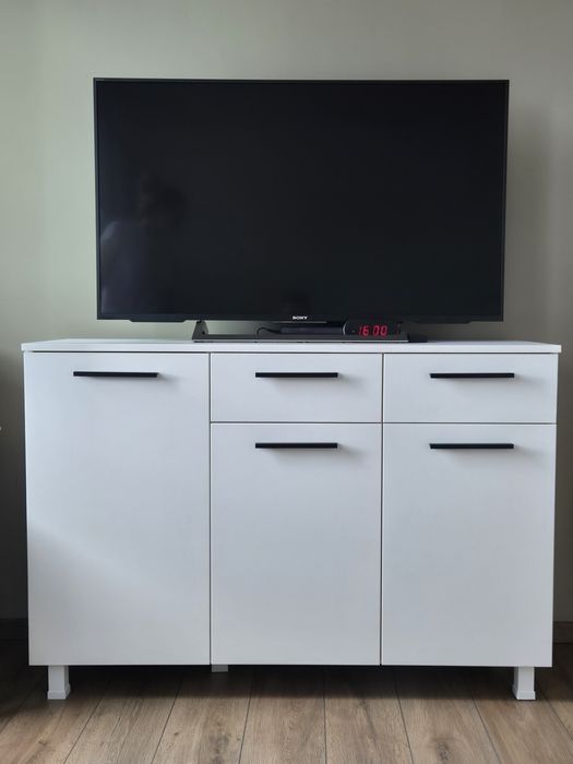 Comoda TV in stare perfecta