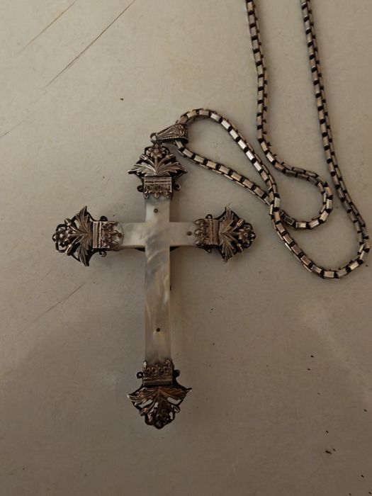 Crucifix din argint vechime peste 100 de ani, plus lanț argint,